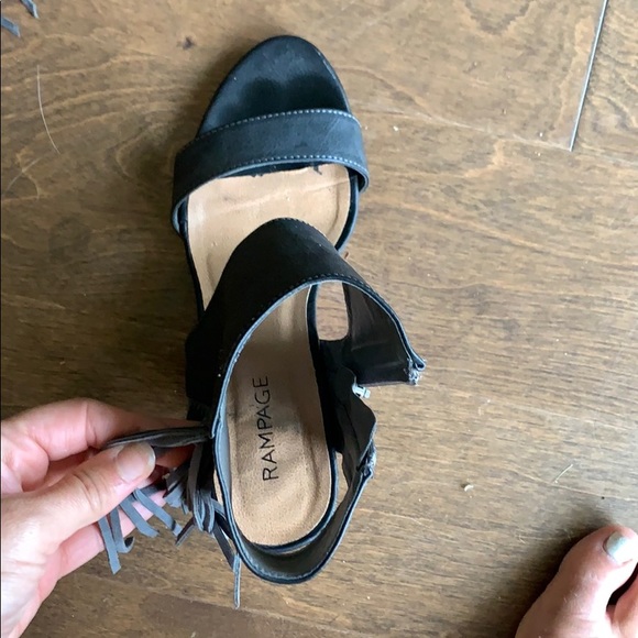 Shoes - Picture 3 of 4